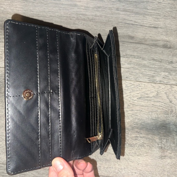Wallet - Picture 2 of 3